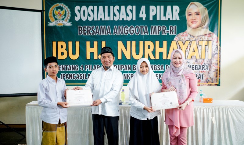 Sosialisasi 4 Pilar, Hj Nurhayati : Upaya Menjunjung Tinggi Nilai Nilai Luhur Bangsa