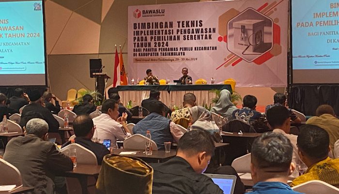 Beda Regulasi, Bawaslu Bakupaten Tasikmalaya Gelar Bimtek untuk Panwascam