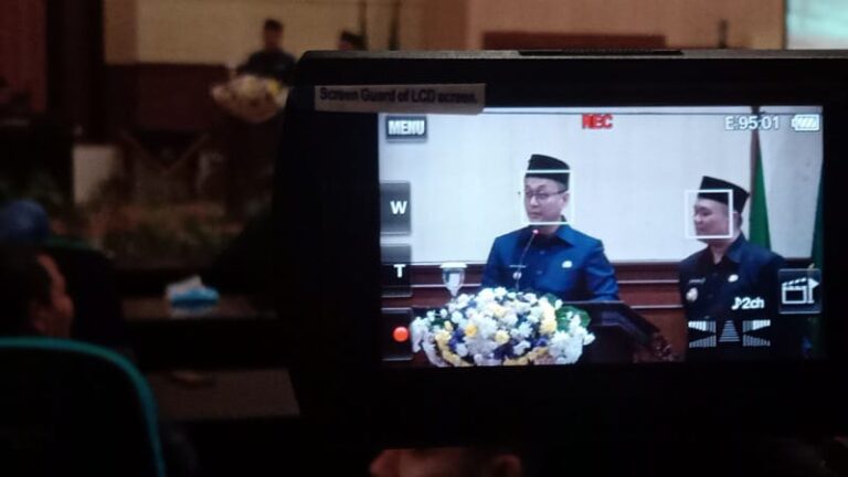 Bupati Cecep akan Kumpulkan Seluruh Kepala Dinas, Fokus Perbaiki Jalan dan Infrastruktur Lainnya Bupati Cecep akan Kumpulkan Seluruh Kepala Dinas, Fokus Perbaiki Jalan dan Infrastruktur Lainnya