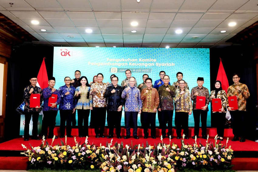 Perkuat Tata Kelola dan Karakteristik Keuangan Syariah, OJK Kukuhkan KPKS