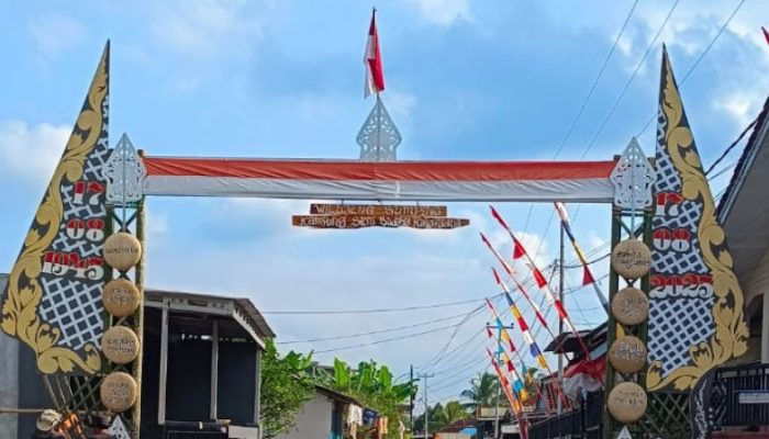Meriahkan HUT RI ke-80, Desa Margaluyu Pasang Bendera Serentak