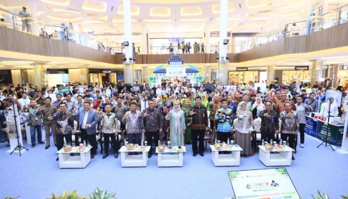 Perkuat Inklusi Keuangan Syariah OJK Gelar Syariah Financial Fair Goes To Bandung Perkuat Inklusi Keuangan Syariah OJK Gelar Syariah Financial Fair Goes To Bandung