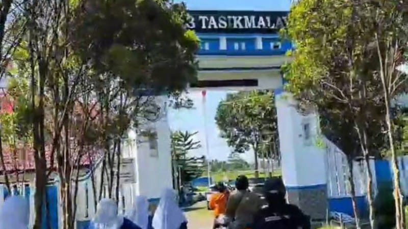 Kabar Dugaan Pungli di SMAN 3 Tasik Sampai ke Bapak Aing, Kepsek Terancam Dipecat Permanen