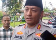 Kapolres Tasikmalaya Kota Berikan SIM Gratis Bagi Pengurus OSIS SMA N 10 Tasikmalaya