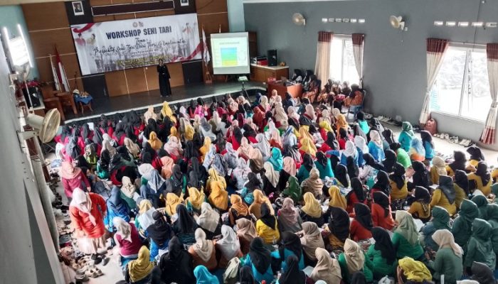 Kejar Target Prestasi Tingkat Nasional, PGRI Gelar Workshop Seni Tari