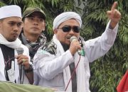 Ratusan Santri Terlatih Siap Buru Pelaku yang Aniaya Kiai Sepuh di Cikatomas
