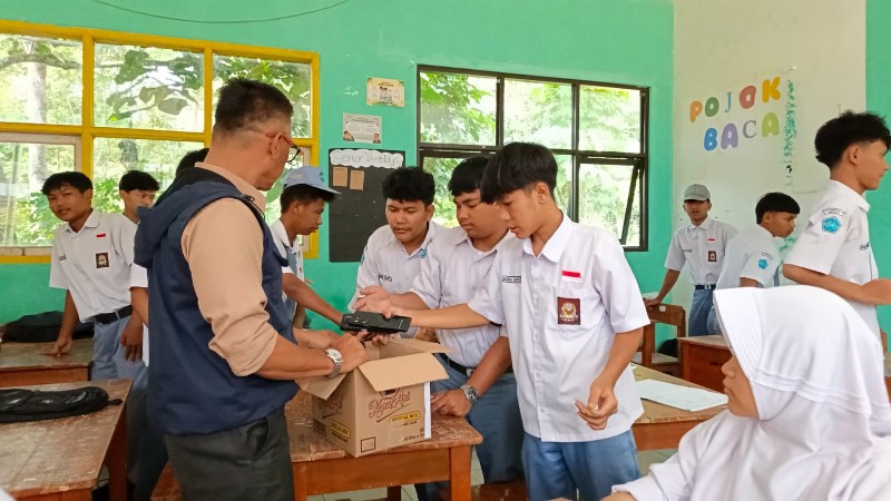 Minimalisir Penggunaan HP di Kelas, SMK ini Terapkan Metode ini