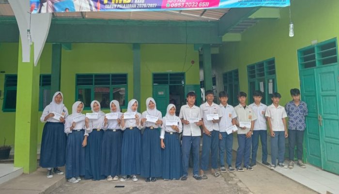 Gelar Kelulusan, Kepala Madrasah MTSs Riyadlurohmah Berpesan Jaga Nama Baik Diri, Keluarga dan Almamater